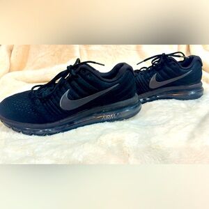 Men Nike Air Max 2017